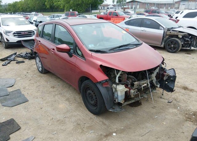 2017 NISSAN Versa