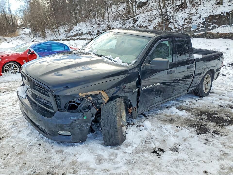 2012 DODGE Ram