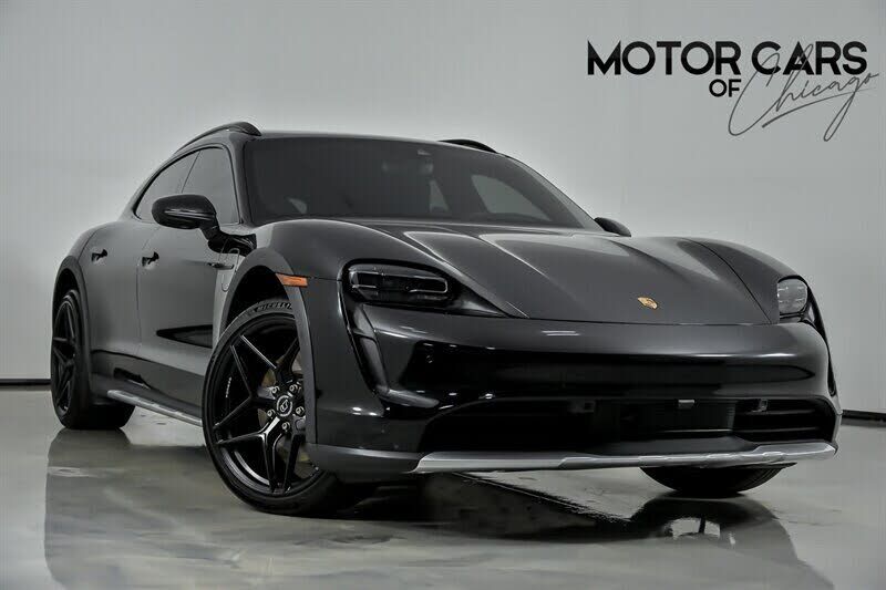 2022 PORSCHE Taycan
