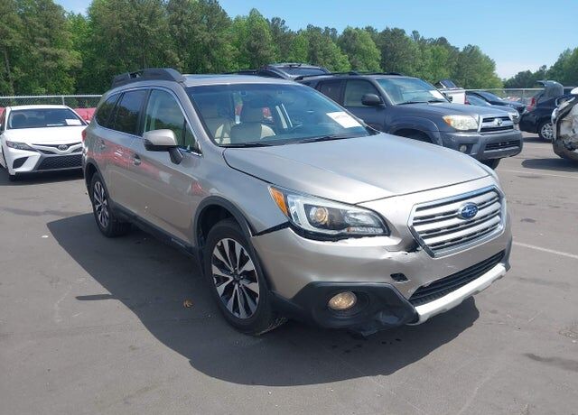 2015 SUBARU Outback