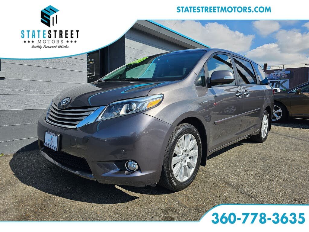 2017 TOYOTA Sienna