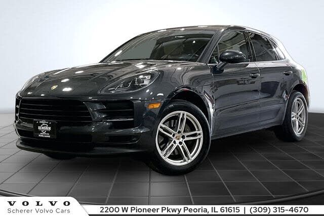 2020 PORSCHE Macan