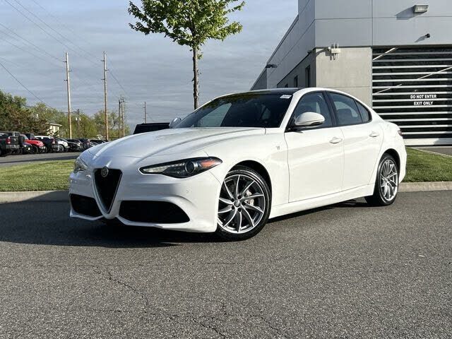 2023 ALFA ROMEO Giulia