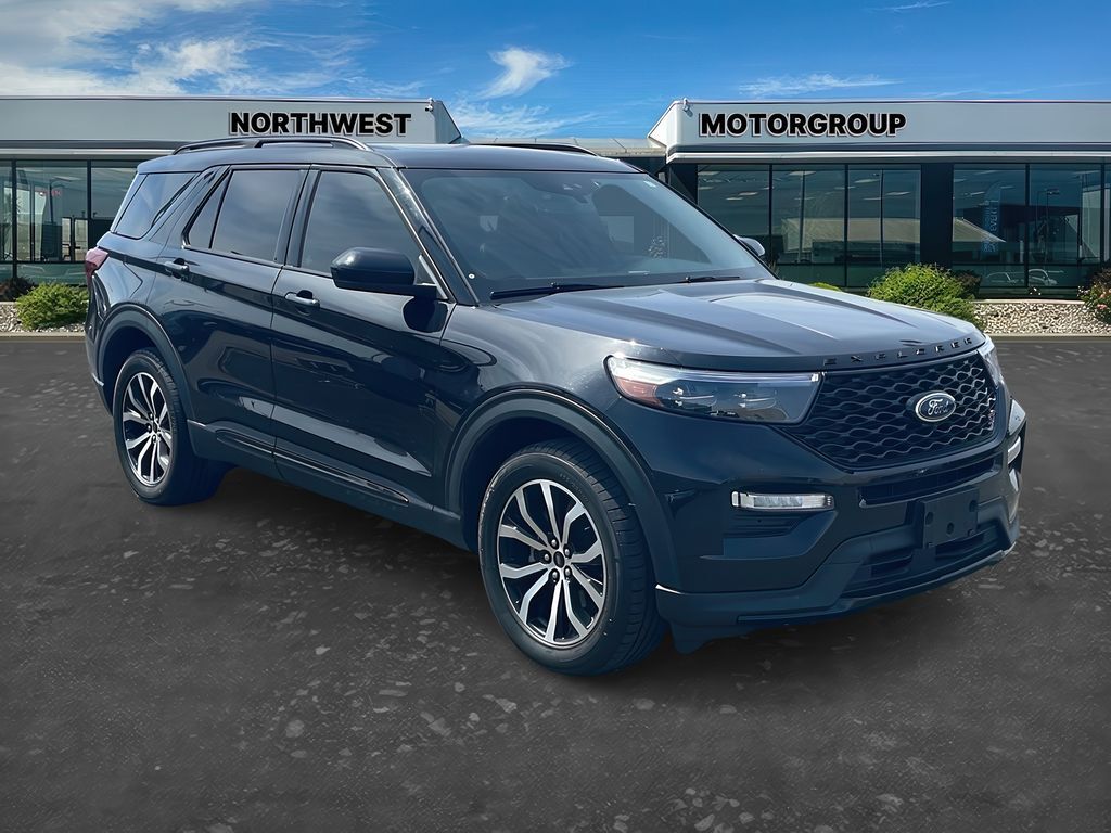 2022 FORD Explorer