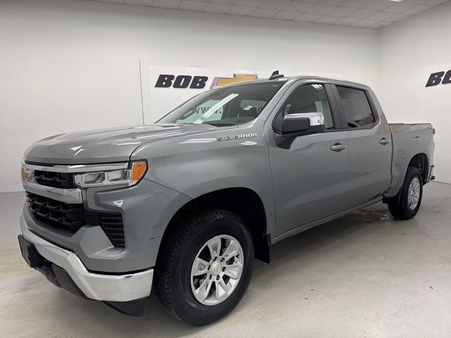 2025 CHEVROLET Silverado