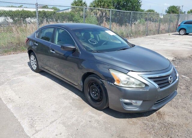 2013 NISSAN Altima