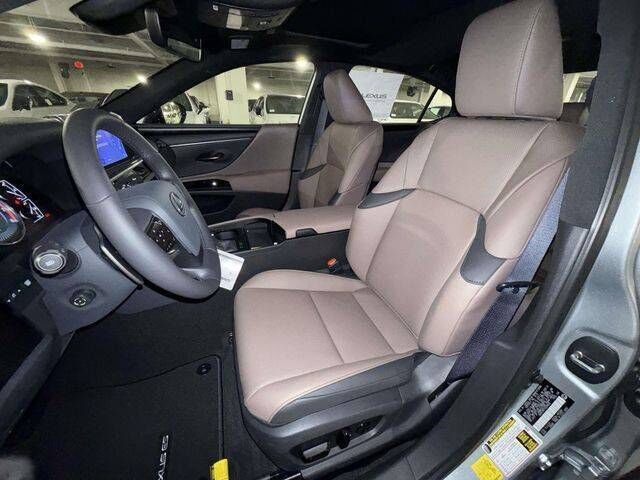 2025 LEXUS ES