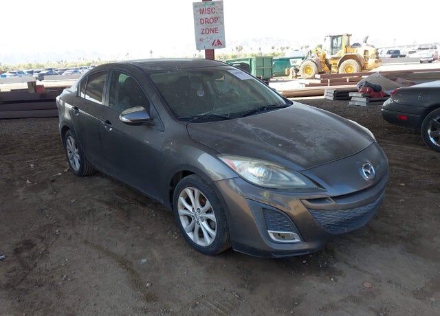2010 MAZDA Mazda3