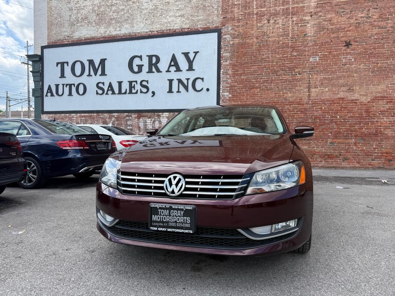 2013 VOLKSWAGEN Passat