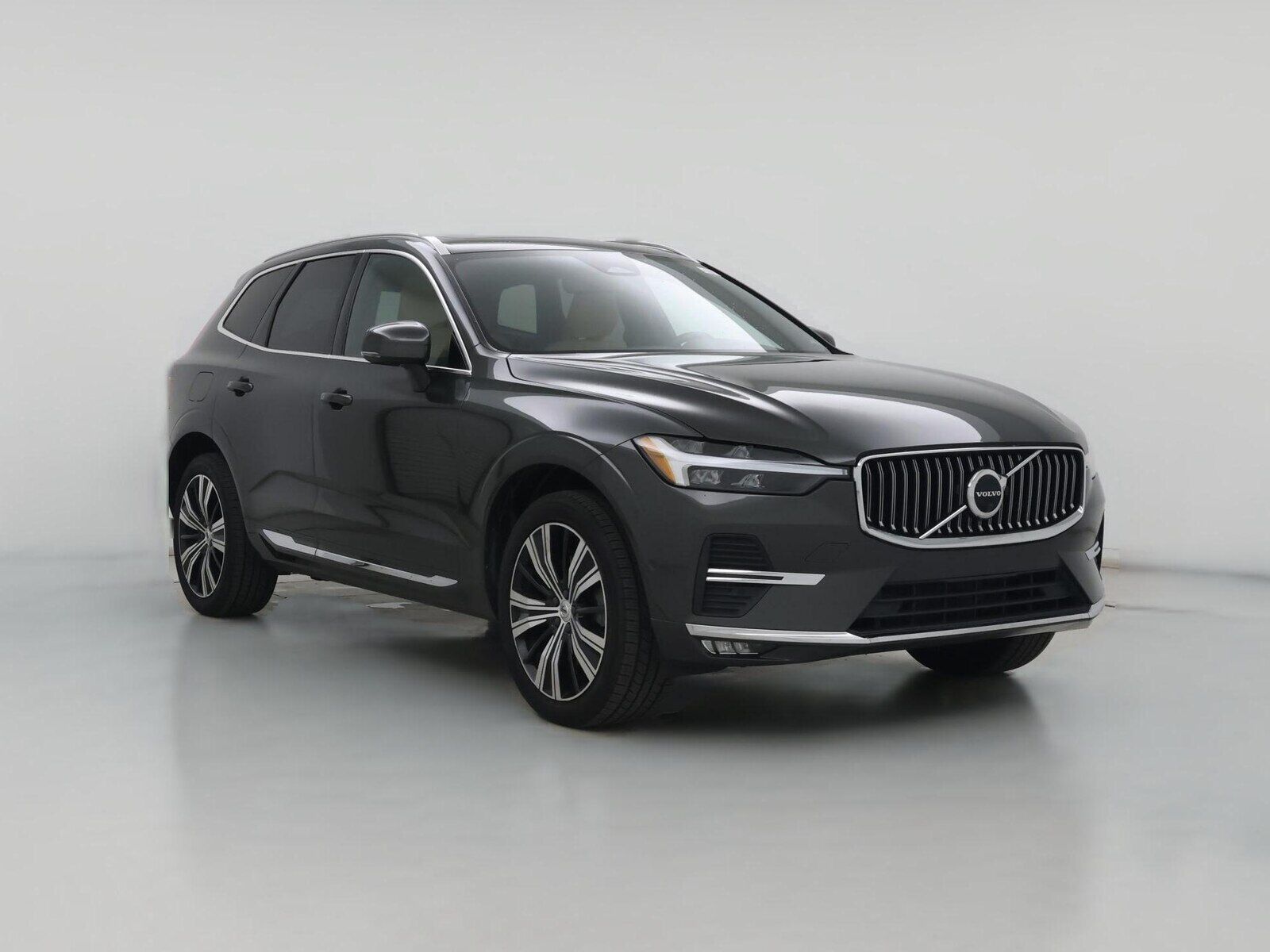 2022 VOLVO XC60