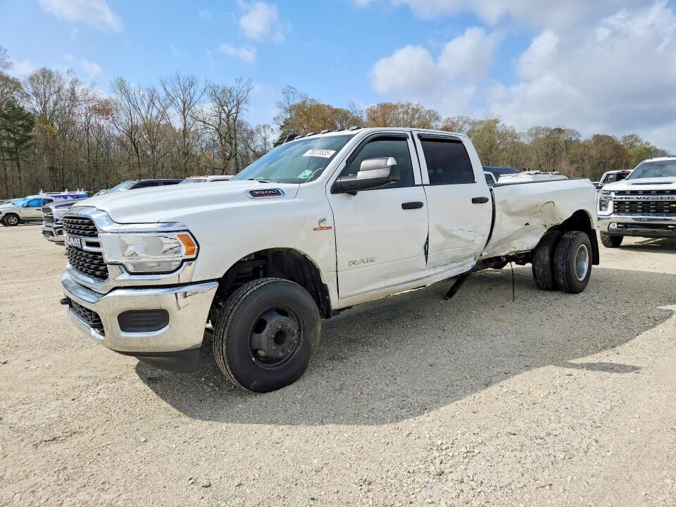 2022 RAM 3500