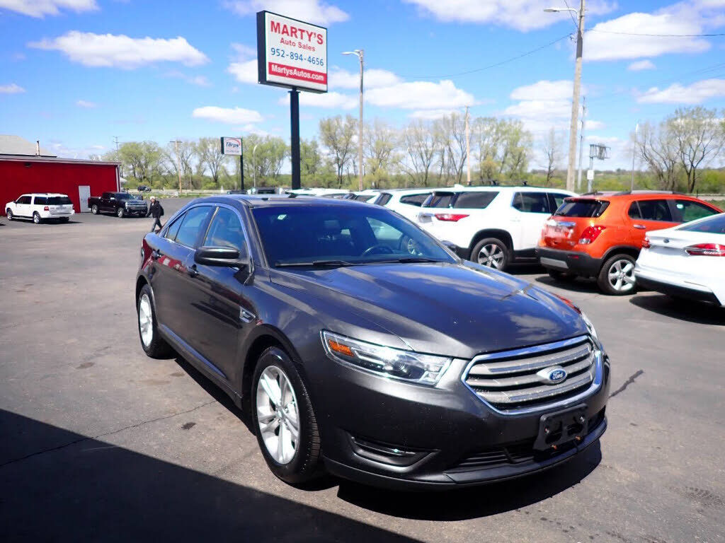 2015 FORD Taurus