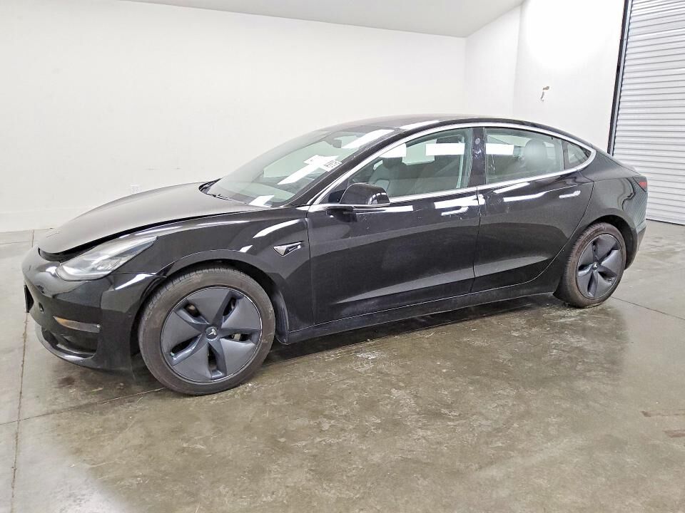 2018 TESLA Model 3