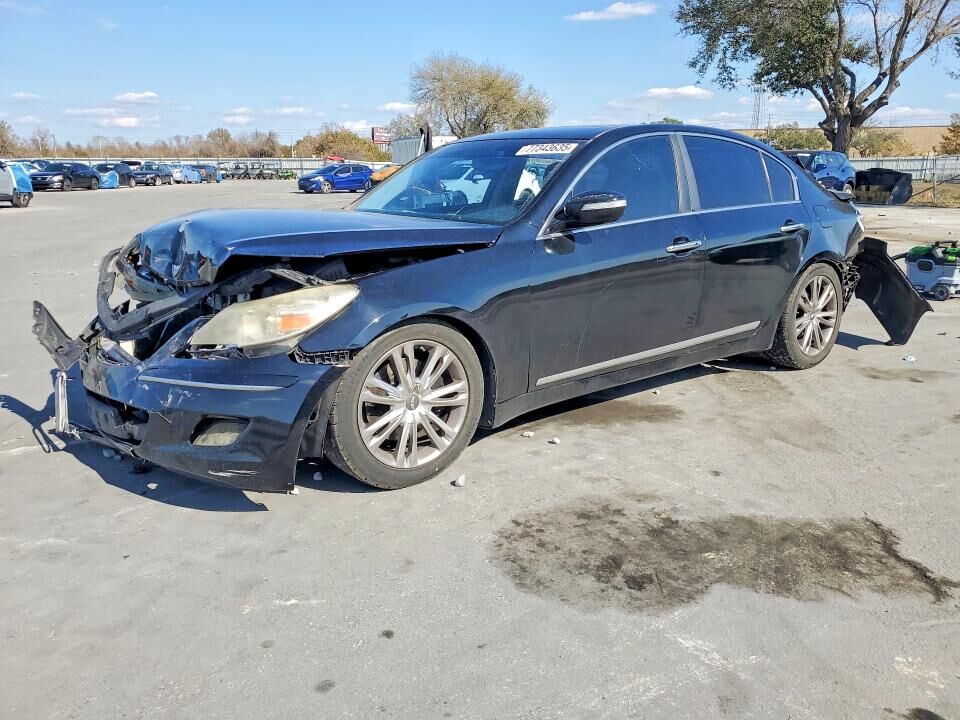 2011 HYUNDAI Genesis