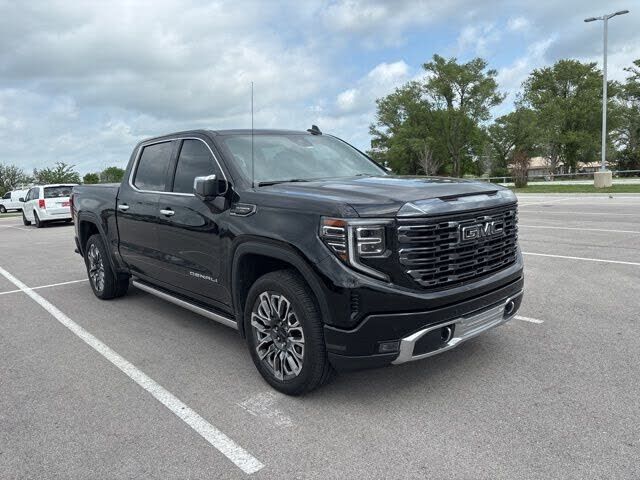 2024 GMC Sierra