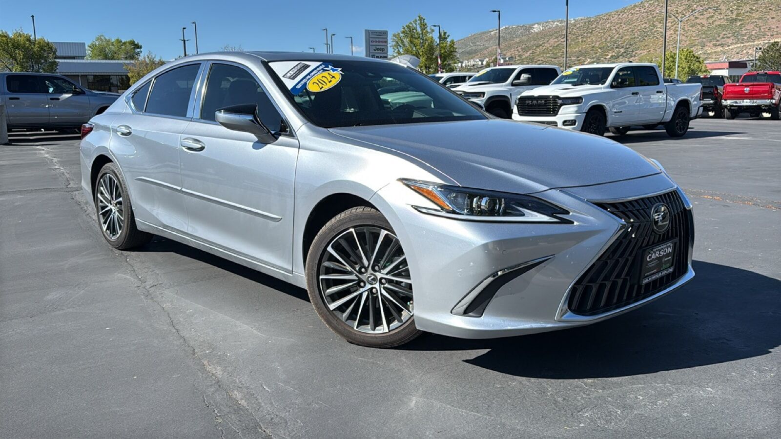 2024 LEXUS ES