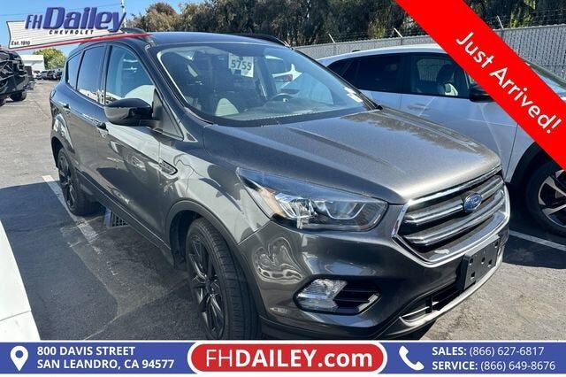 2018 FORD Escape