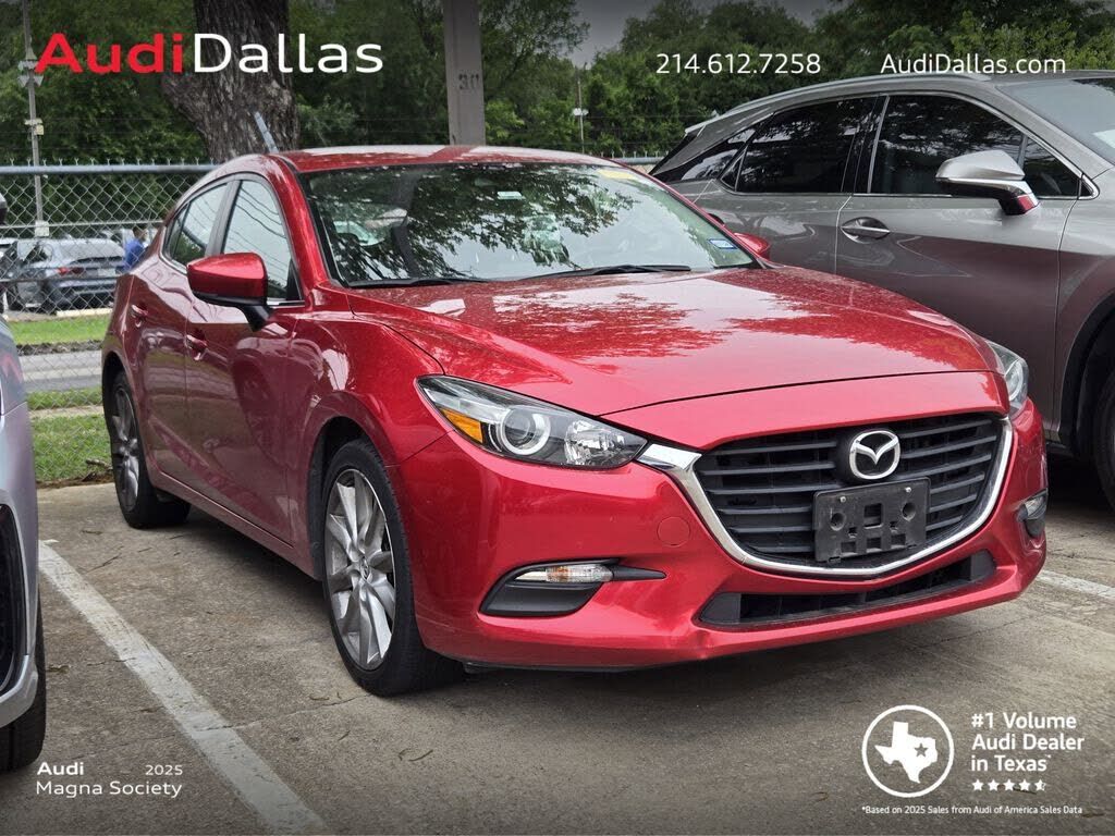 2017 MAZDA Mazda3