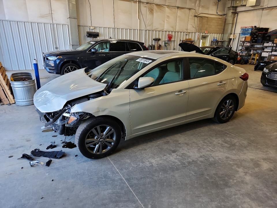 2017 HYUNDAI Elantra