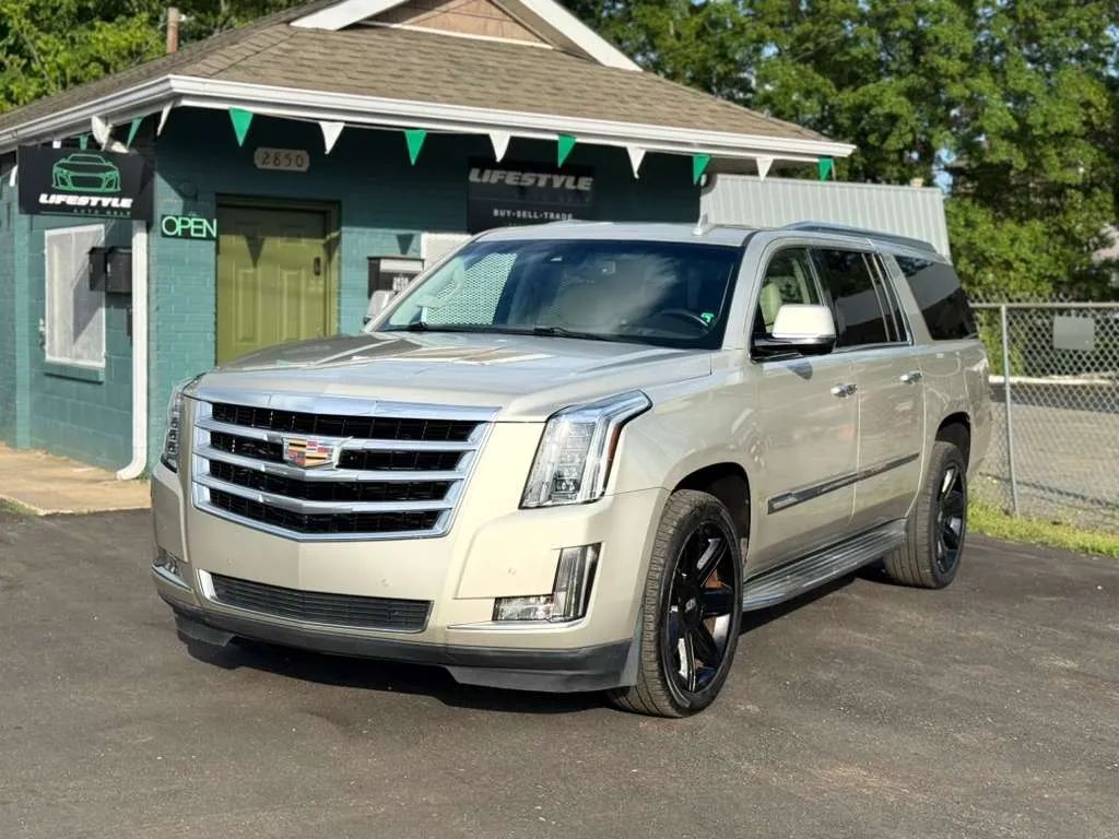 2016 CADILLAC Escalade
