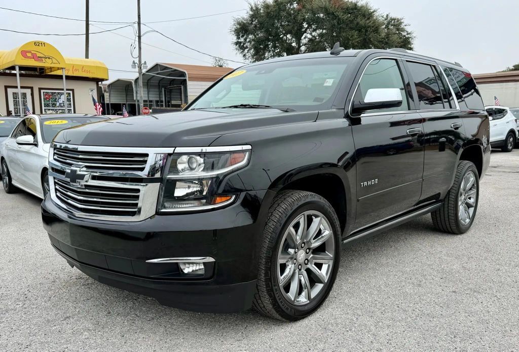 2017 CHEVROLET Tahoe