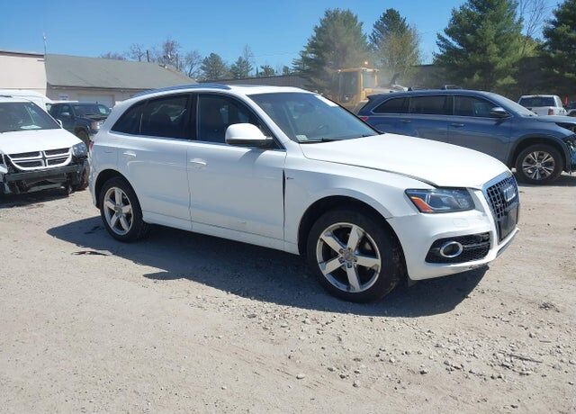 2011 AUDI Q5