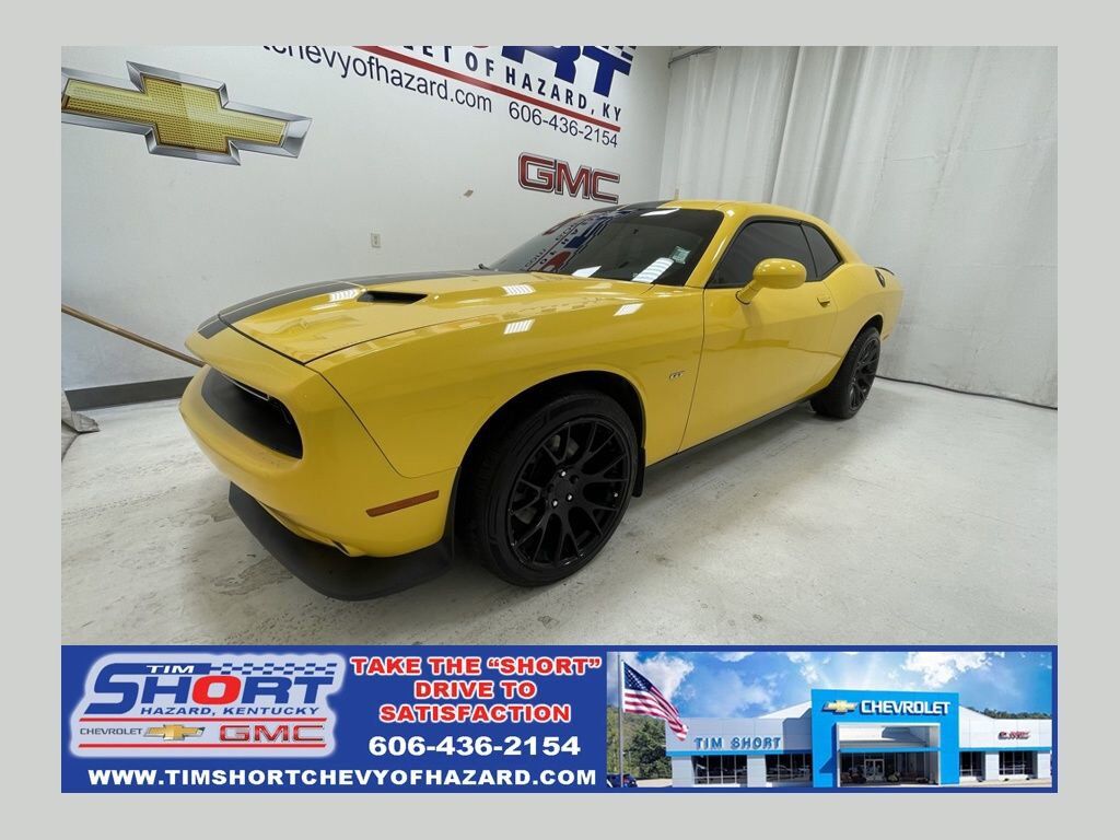 2017 DODGE Challenger