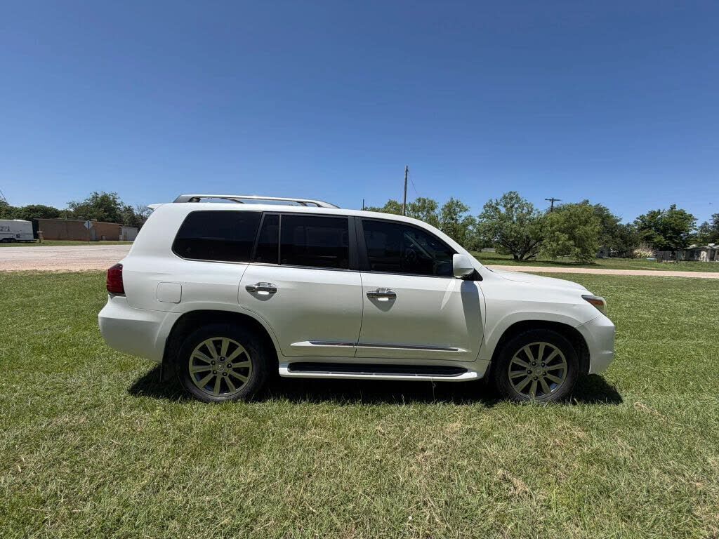 2010 LEXUS LX