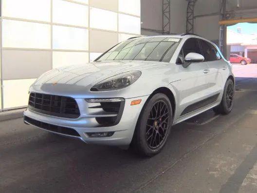 2018 PORSCHE Macan