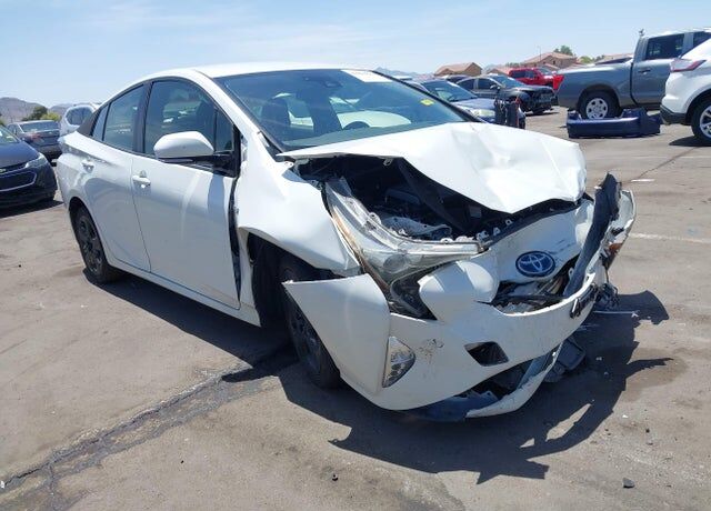 2017 TOYOTA PRIUS