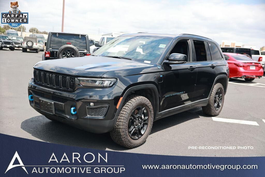 2022 JEEP Grand Cherokee
