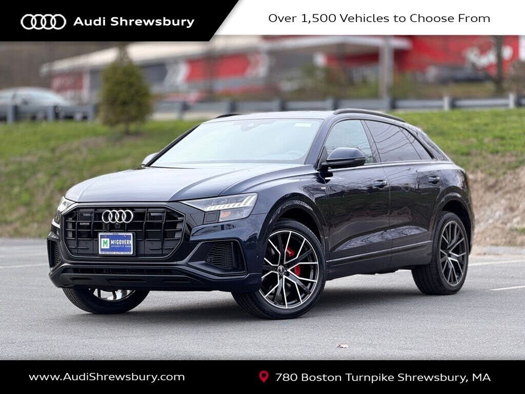 2023 AUDI Q8