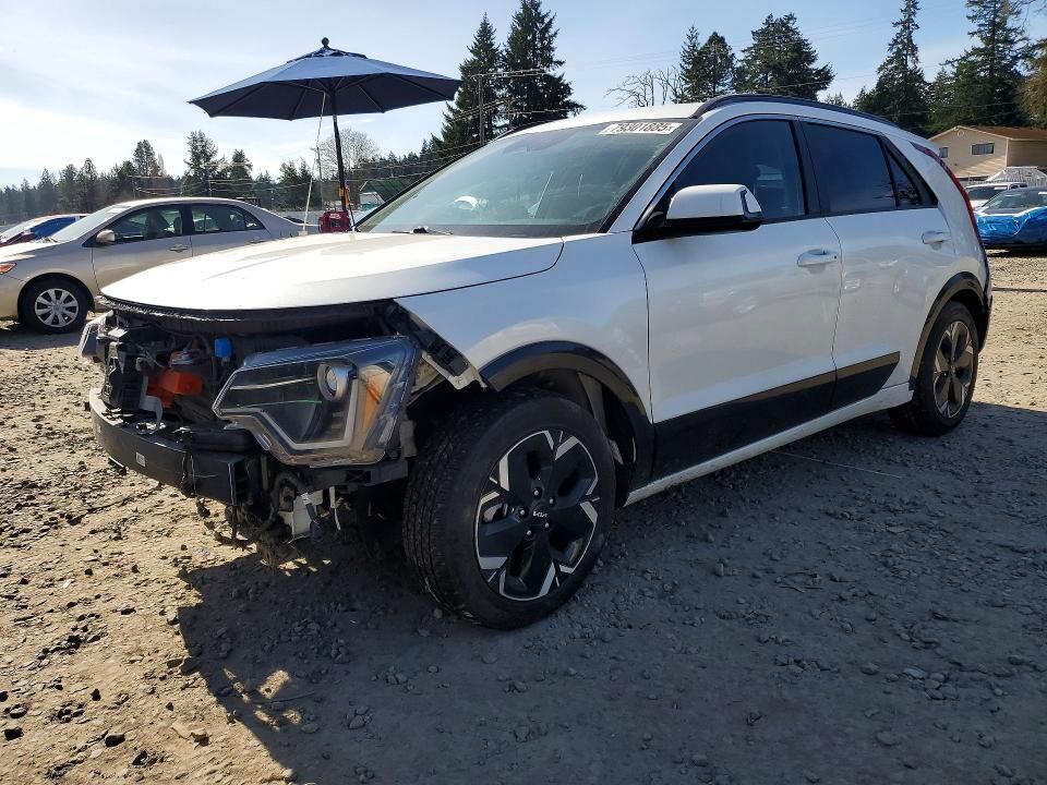 2023 KIA Niro