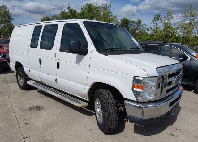 2012 FORD E-250