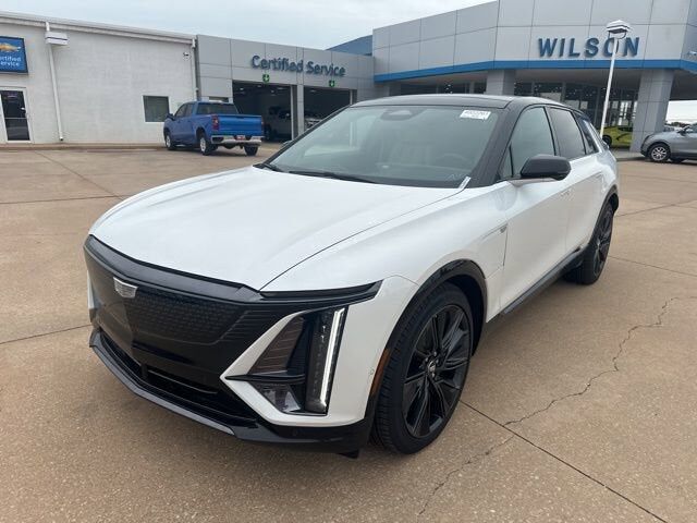 2025 CADILLAC Lyriq