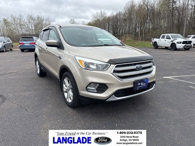 2017 FORD Escape