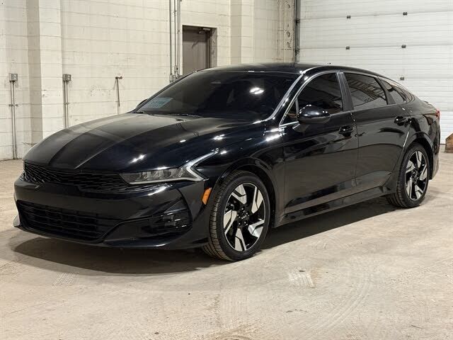 2022 KIA K5