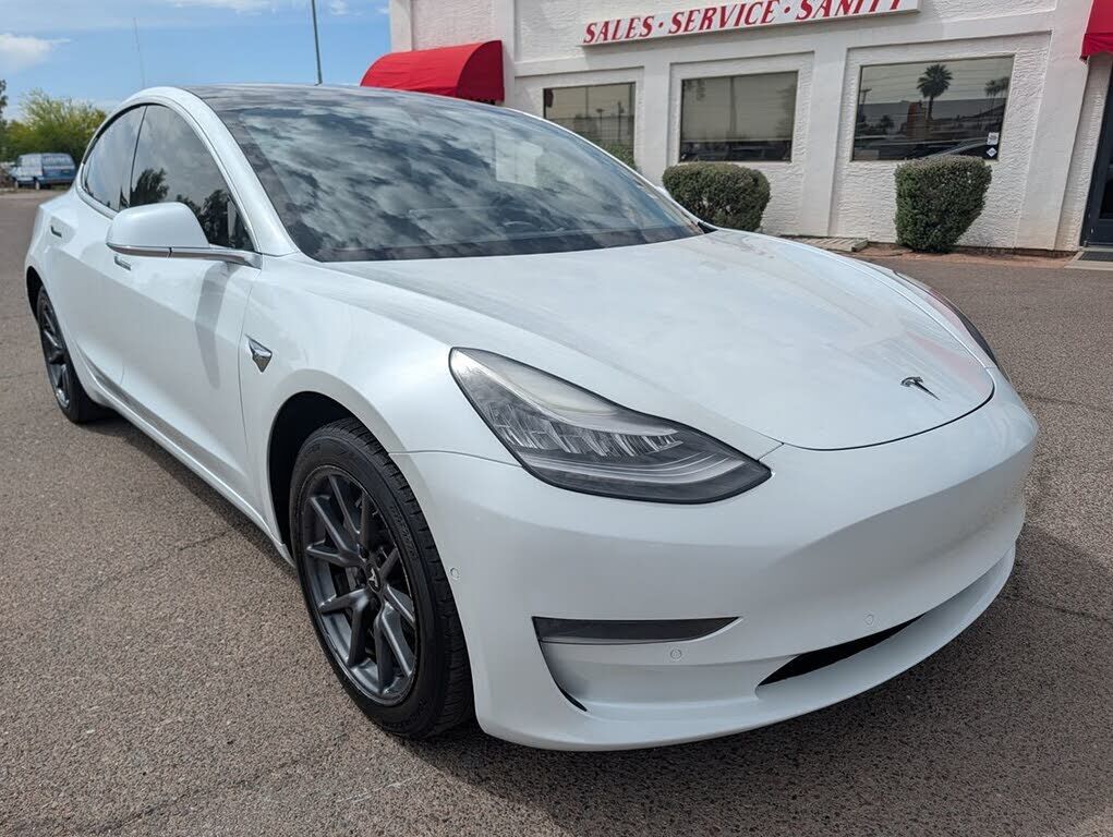 2019 TESLA Model 3