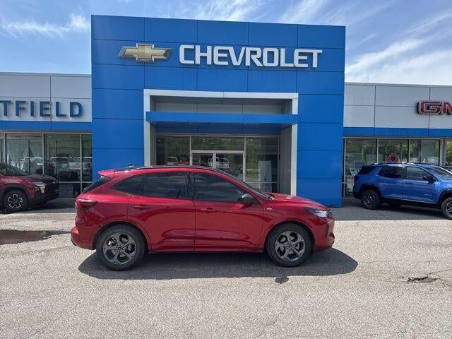 2024 FORD Escape