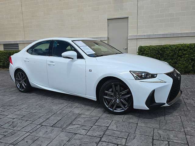 2018 LEXUS IS