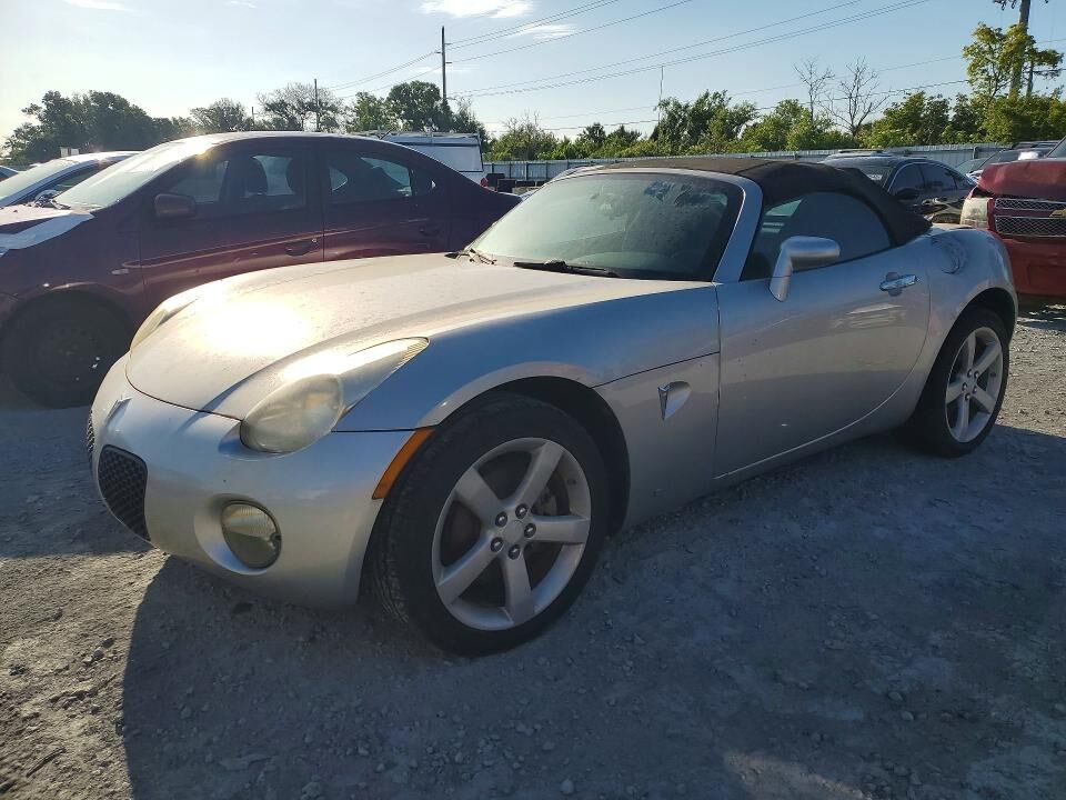 2008 PONTIAC Solstice
