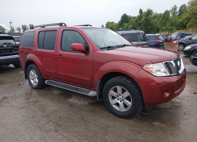 2011 NISSAN Pathfinder