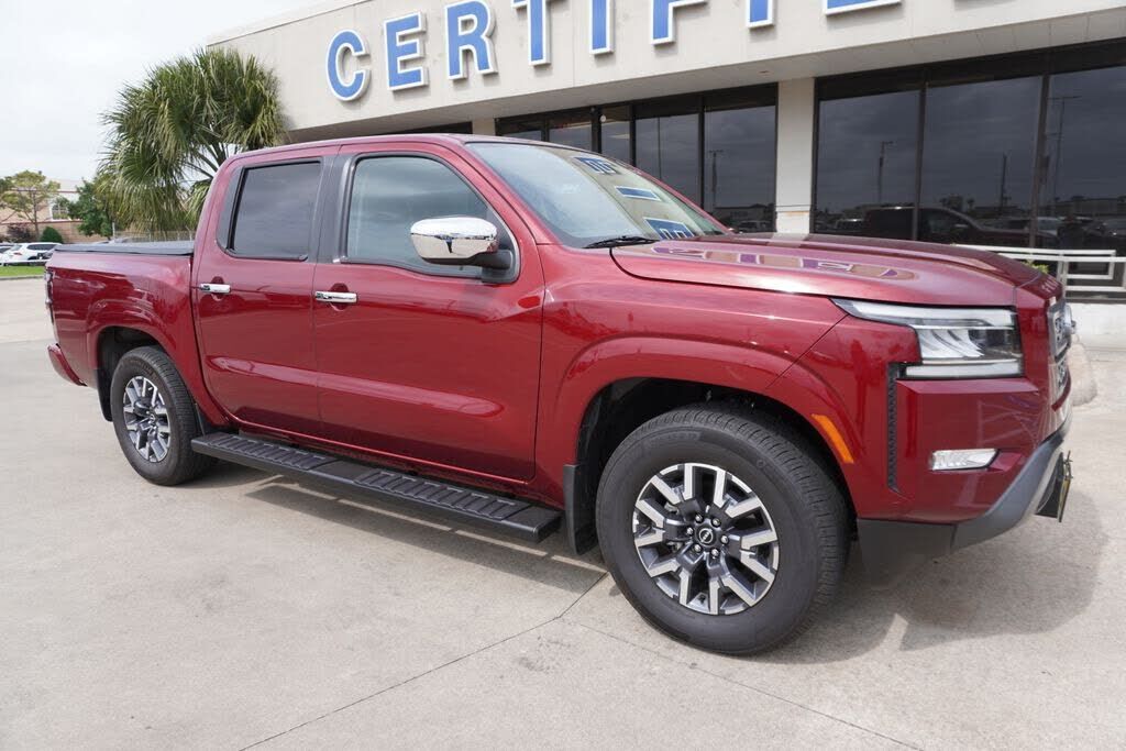 2024 NISSAN Frontier