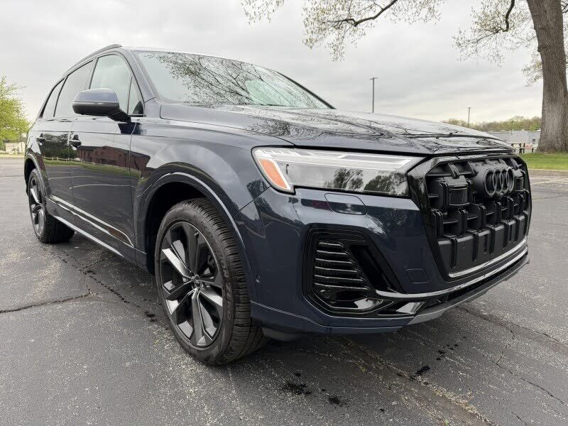 2025 AUDI Q7
