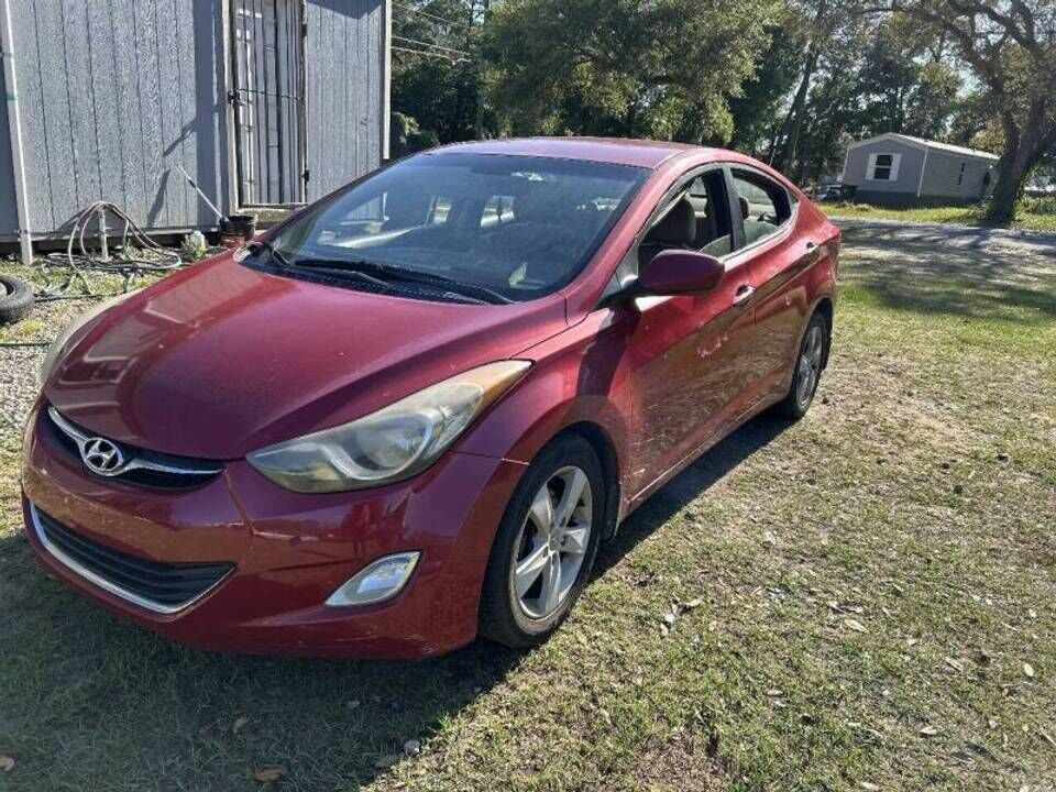 2013 HYUNDAI Elantra