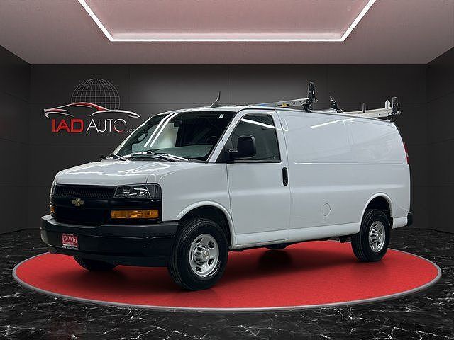 2023 CHEVROLET Express