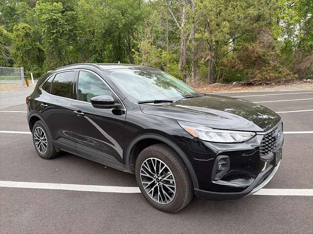 2026 FORD Escape