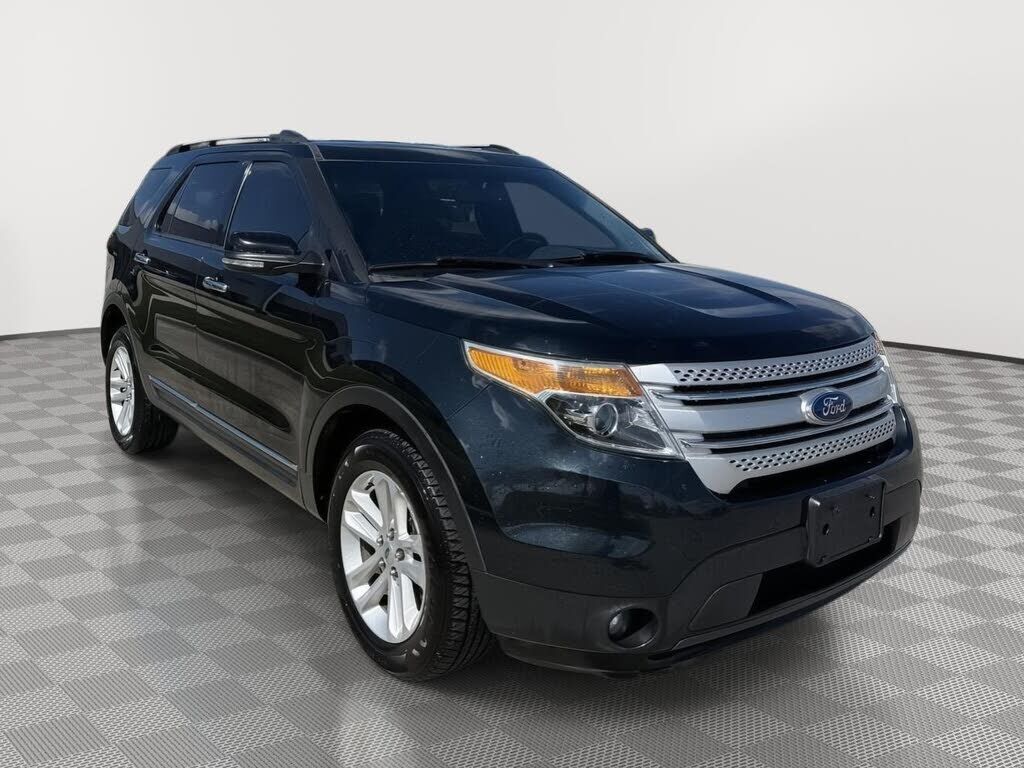 2014 FORD Explorer