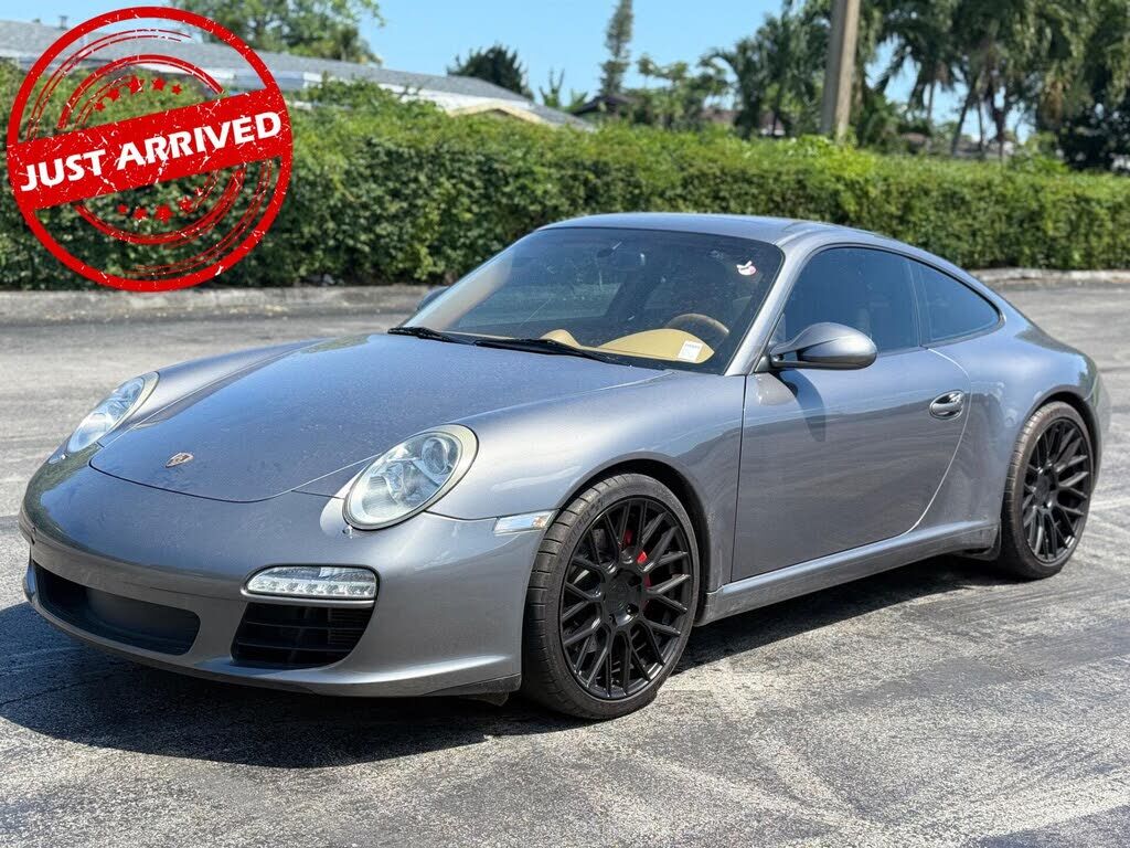 2010 PORSCHE 911