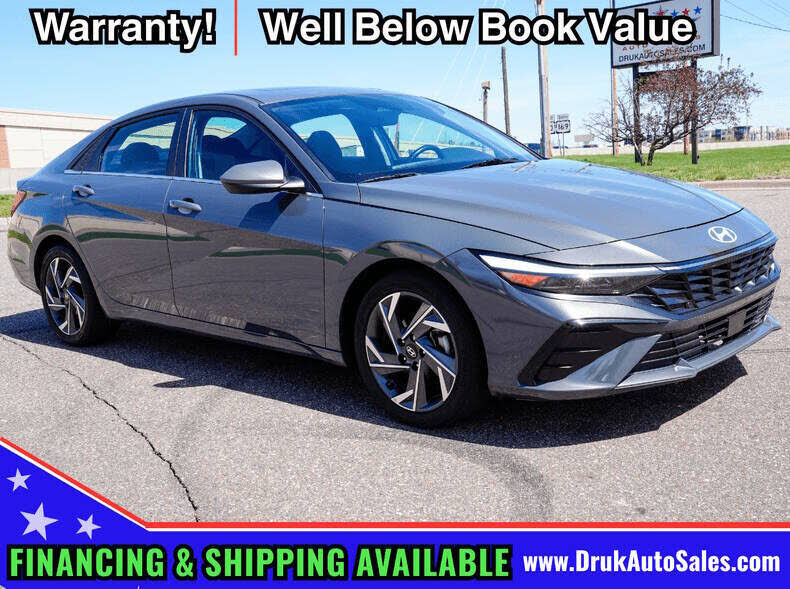 2024 HYUNDAI Elantra